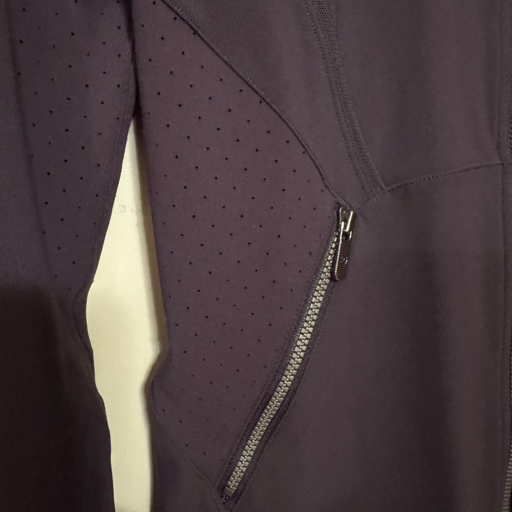 Lululemon Workout Jacket, Fitted Style. - image 5